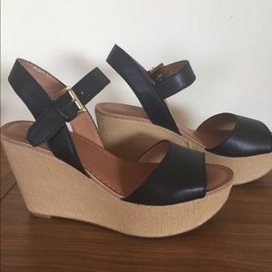Tommy Hilfiger Sandals 8.5 Black